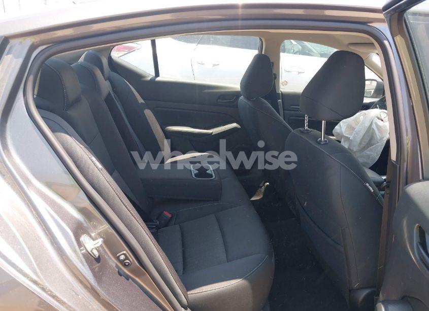 Photo 8 of 2024 Nissan Altima SV FWD (VIN 1N4BL4DV9RN393046)