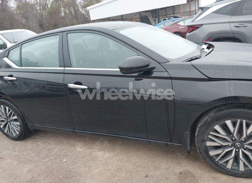 Photo 13 of 2024 Nissan Altima SV FWD (VIN 1N4BL4DV9RN417071)