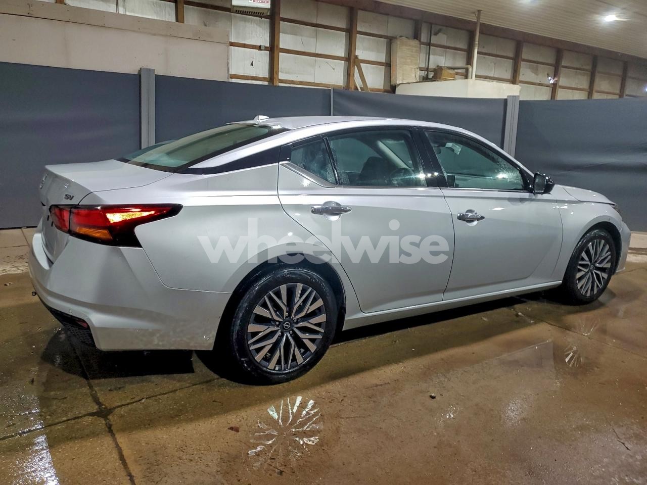 Photo 3 of 2024 NISSAN ALTIMA SV (VIN 1N4BL4DV9RN429317)