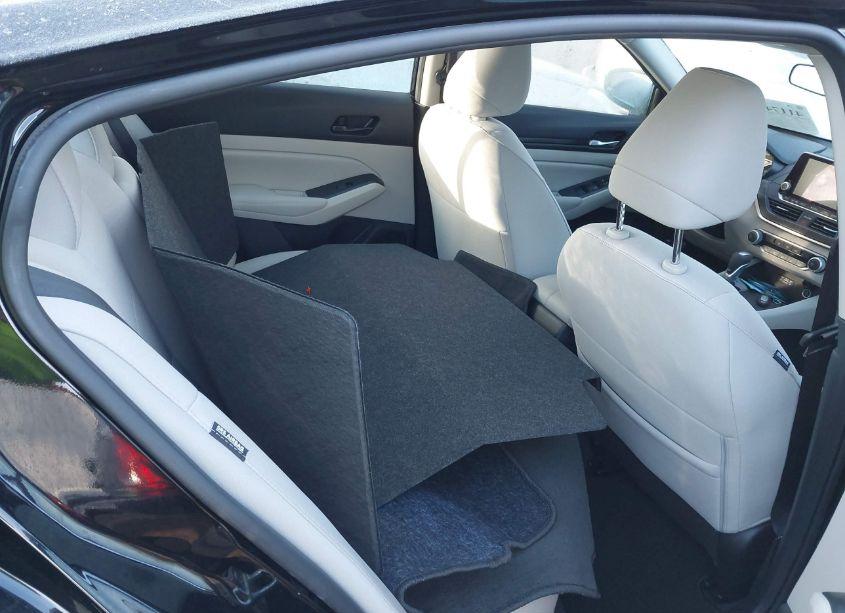 Photo 8 of 2025 Nissan Altima SV FWD (VIN 1N4BL4DV9SN305716)