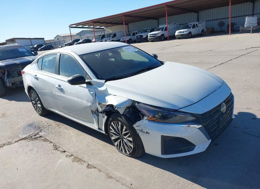 2025 Nissan Altima SV FWD (VIN 1N4BL4DV9SN308468) main photo