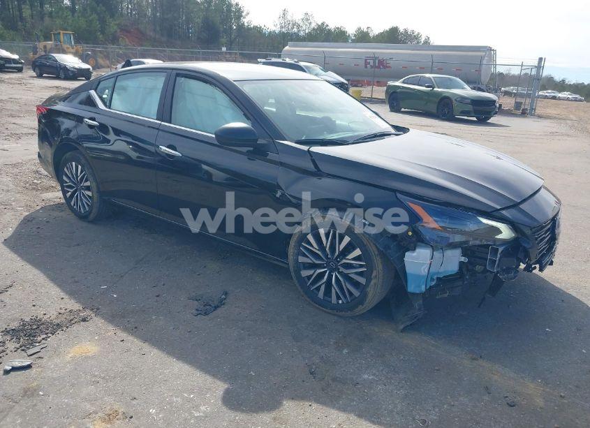 2025 Nissan Altima SV FWD (VIN 1N4BL4DV9SN315307) main photo