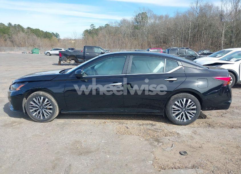 Photo 14 of 2025 Nissan Altima SV FWD (VIN 1N4BL4DV9SN315307)