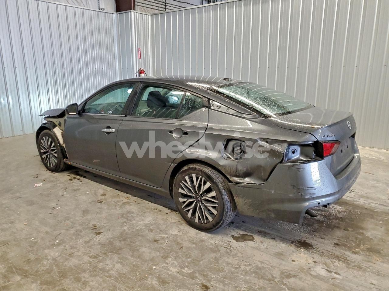 Photo 2 of 2025 NISSAN ALTIMA SV (VIN 1N4BL4DV9SN318918)