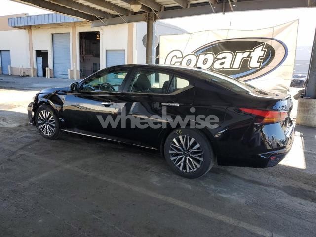 Photo 3 of 2025 NISSAN ALTIMA SV (VIN 1N4BL4DV9SN371134)