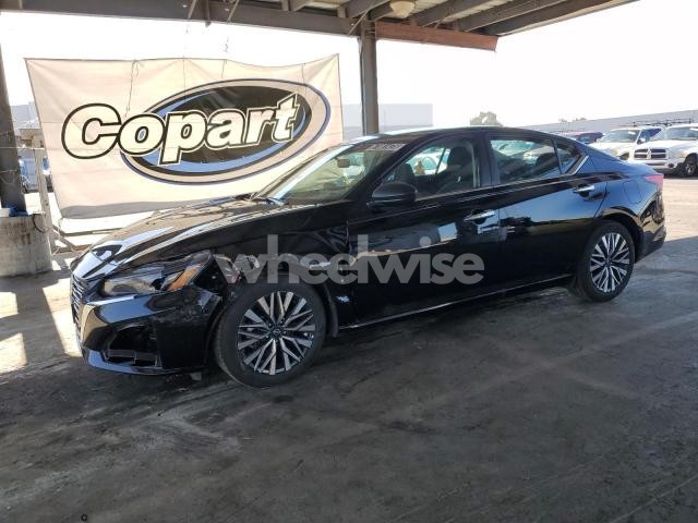 Photo 6 of 2025 NISSAN ALTIMA SV (VIN 1N4BL4DV9SN371134)