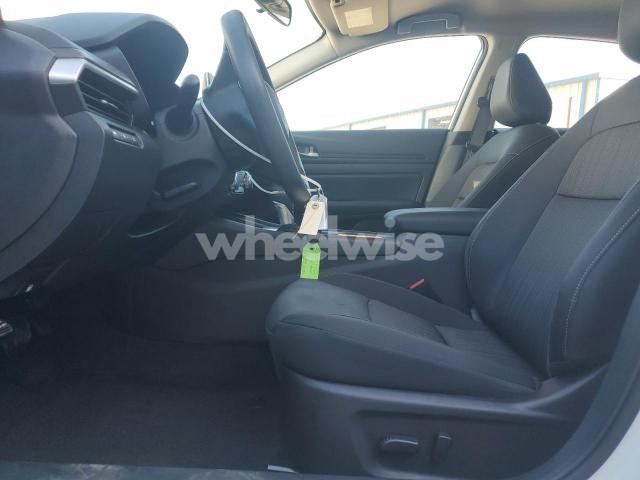 Photo 4 of 2025 NISSAN ALTIMA SV (VIN 1N4BL4DV9SN400759)