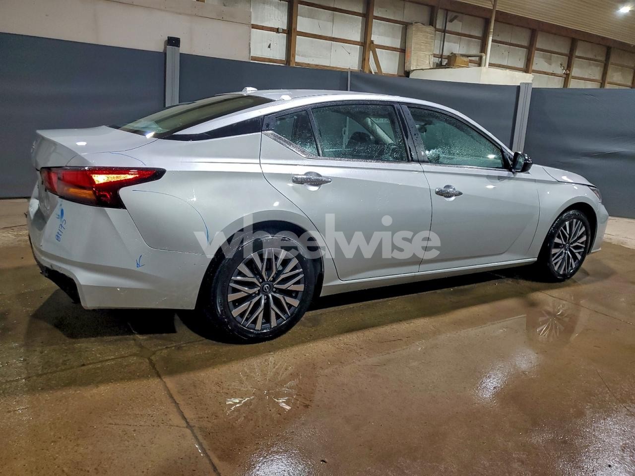 Photo 3 of 2025 NISSAN ALTIMA SV (VIN 1N4BL4DV9SN403144)