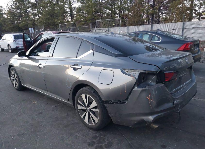Photo 3 of 2019 Nissan Altima 2.5 SV (VIN 1N4BL4DVXKC105407)