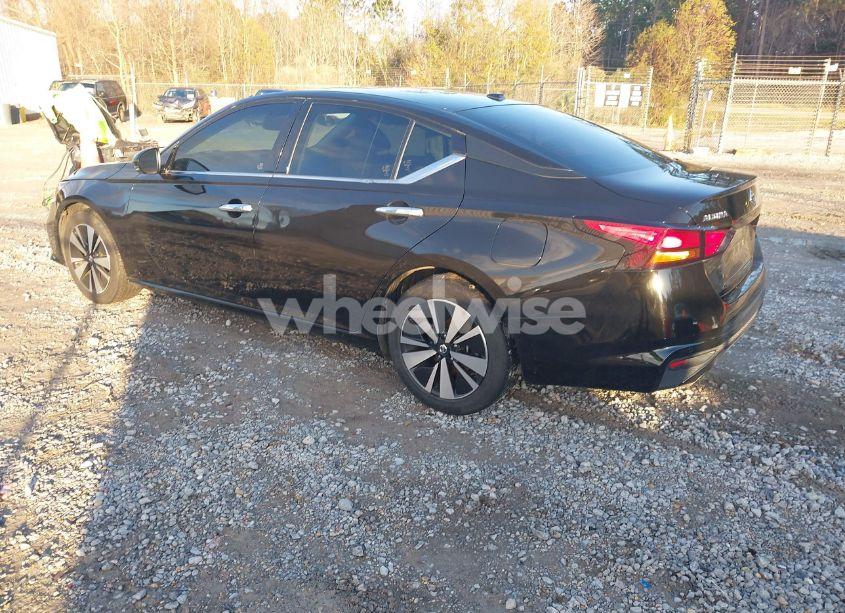 Photo 3 of 2019 Nissan Altima 2.5 SV (VIN 1N4BL4DVXKC106489)