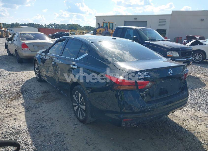Photo 3 of 2019 Nissan Altima 2.5 SV (VIN 1N4BL4DVXKC185923)