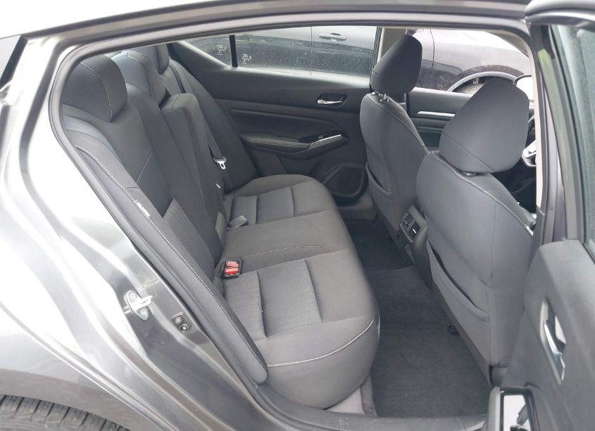 Photo 8 of 2020 Nissan Altima SV FWD (VIN 1N4BL4DVXLC117901)