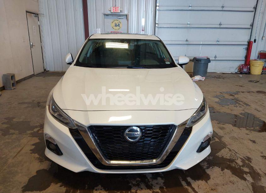 Photo 13 of 2020 Nissan Altima SV FWD (VIN 1N4BL4DVXLC246009)