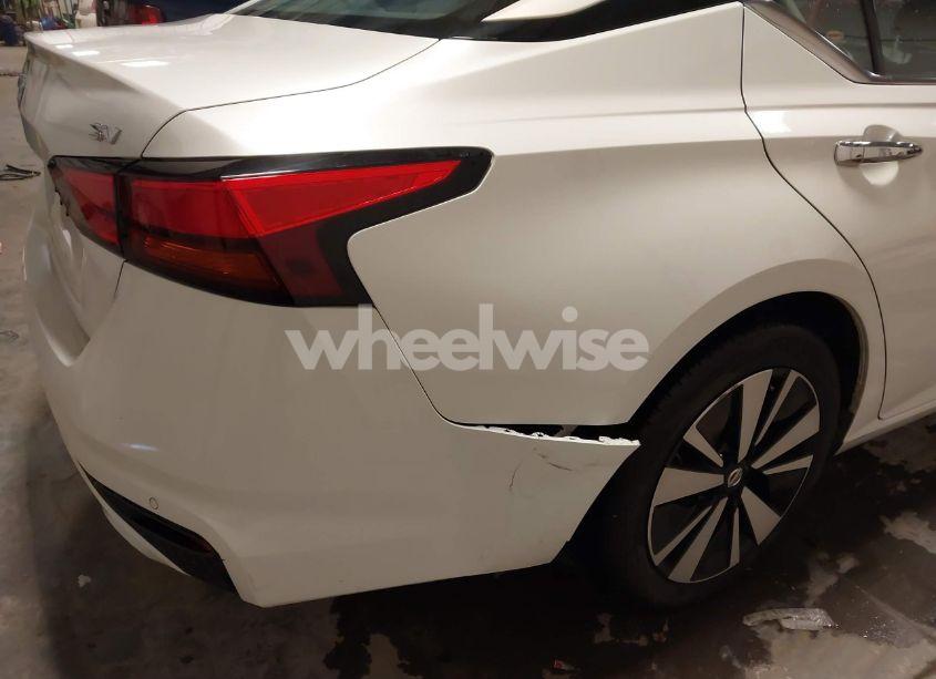 Photo 19 of 2020 Nissan Altima SV FWD (VIN 1N4BL4DVXLC246009)