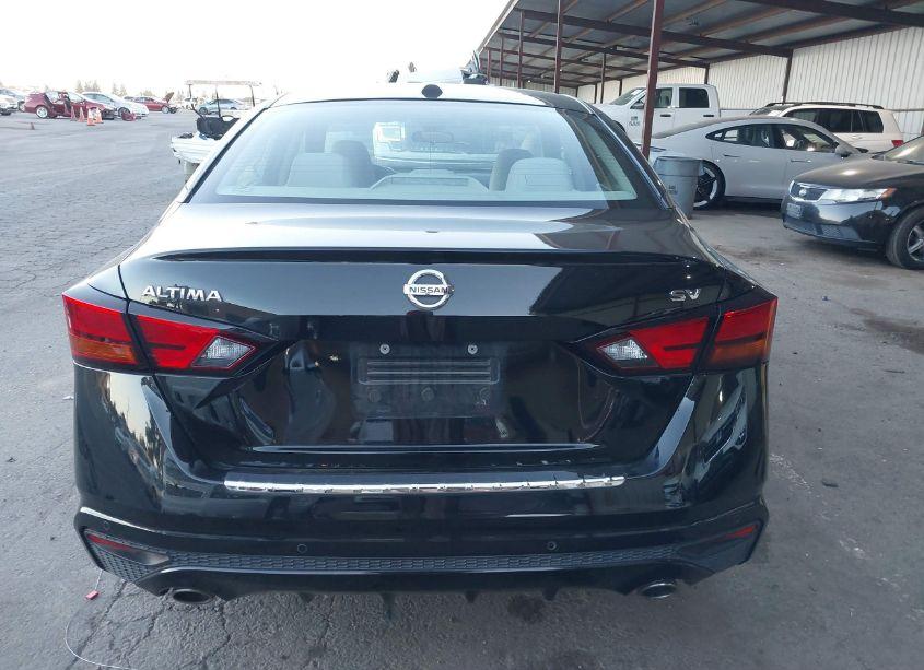 Photo 16 of 2021 Nissan Altima SV FWD (VIN 1N4BL4DVXMN301743)