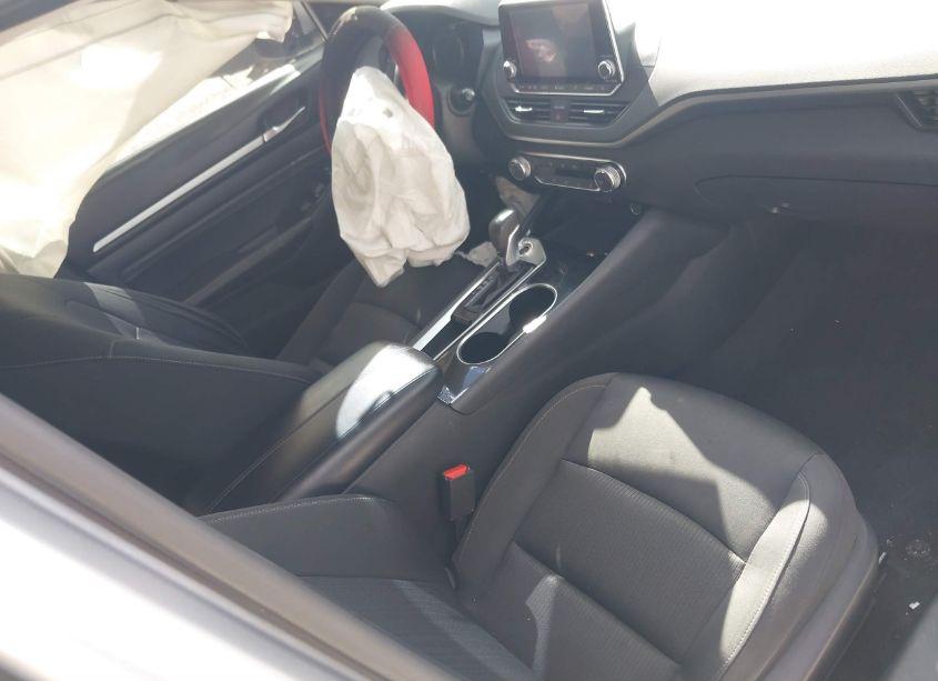 Photo 5 of 2021 Nissan Altima SV FWD (VIN 1N4BL4DVXMN312063)