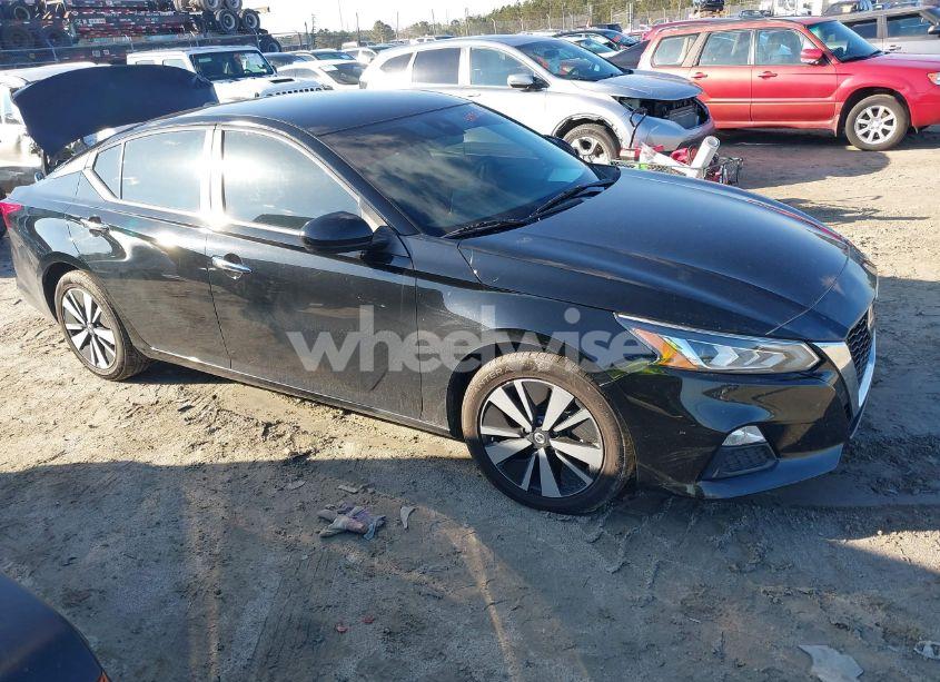 2021 Nissan Altima SV FWD (VIN 1N4BL4DVXMN347945) main photo
