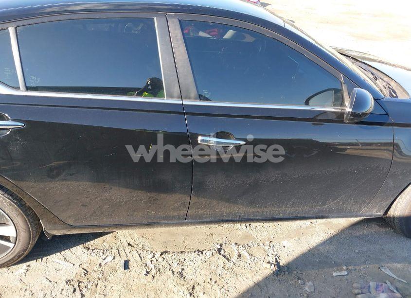 Photo 13 of 2021 Nissan Altima SV FWD (VIN 1N4BL4DVXMN347945)