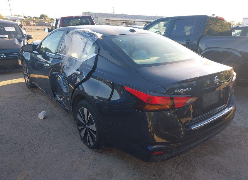 Photo 3 of 2021 Nissan Altima SV FWD (VIN 1N4BL4DVXMN408596)