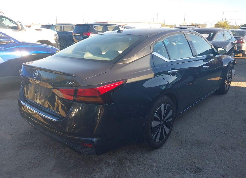Photo 4 of 2021 Nissan Altima SV FWD (VIN 1N4BL4DVXMN408596)