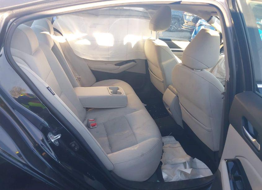 Photo 8 of 2021 Nissan Altima SV FWD (VIN 1N4BL4DVXMN408596)