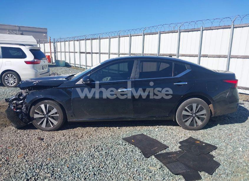 Photo 14 of 2022 Nissan Altima SV FWD (VIN 1N4BL4DVXNN380980)