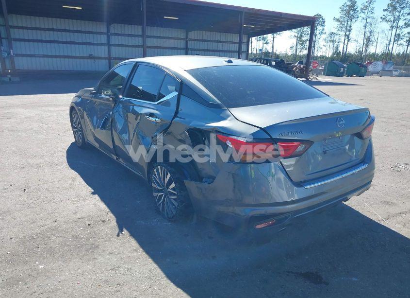 Photo 3 of 2023 Nissan Altima SV FWD (VIN 1N4BL4DVXPN343141)