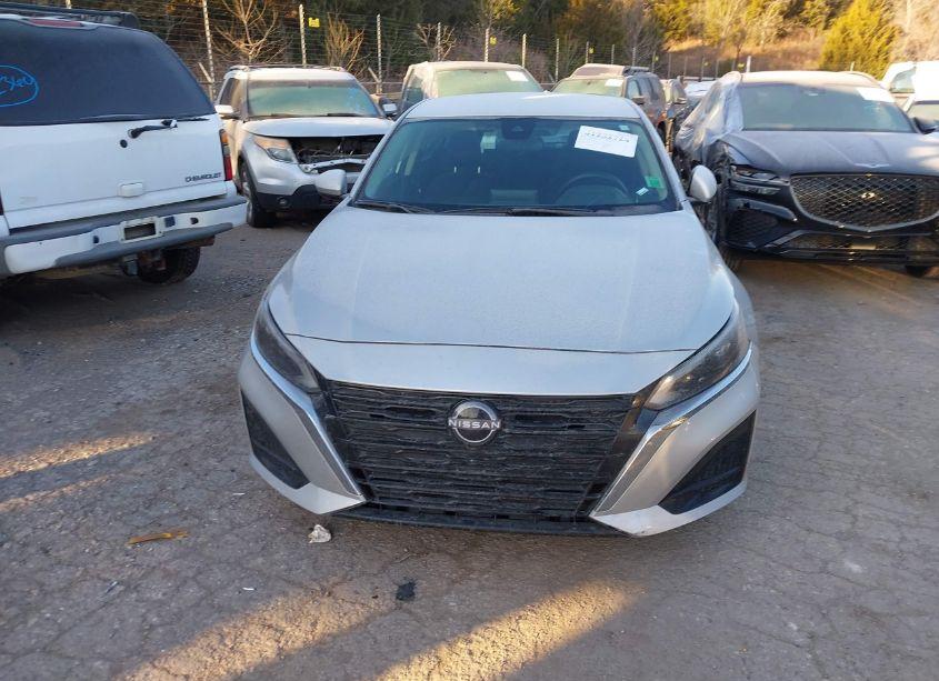 Photo 12 of 2023 Nissan Altima SV FWD (VIN 1N4BL4DVXPN350705)