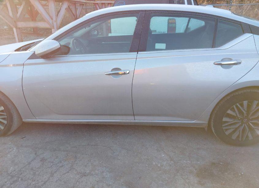 Photo 14 of 2023 Nissan Altima SV FWD (VIN 1N4BL4DVXPN350705)