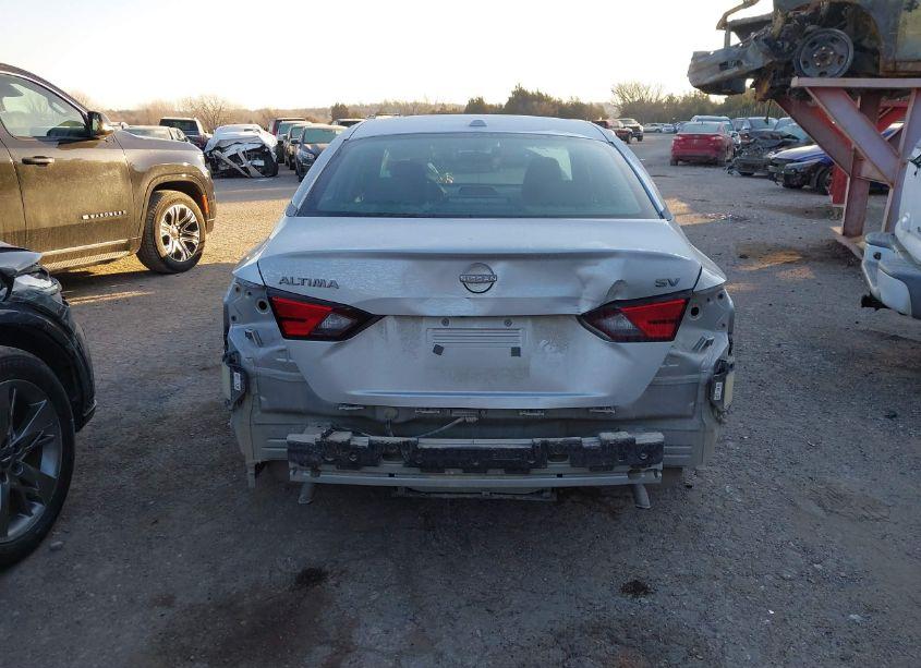 Photo 16 of 2023 Nissan Altima SV FWD (VIN 1N4BL4DVXPN350705)