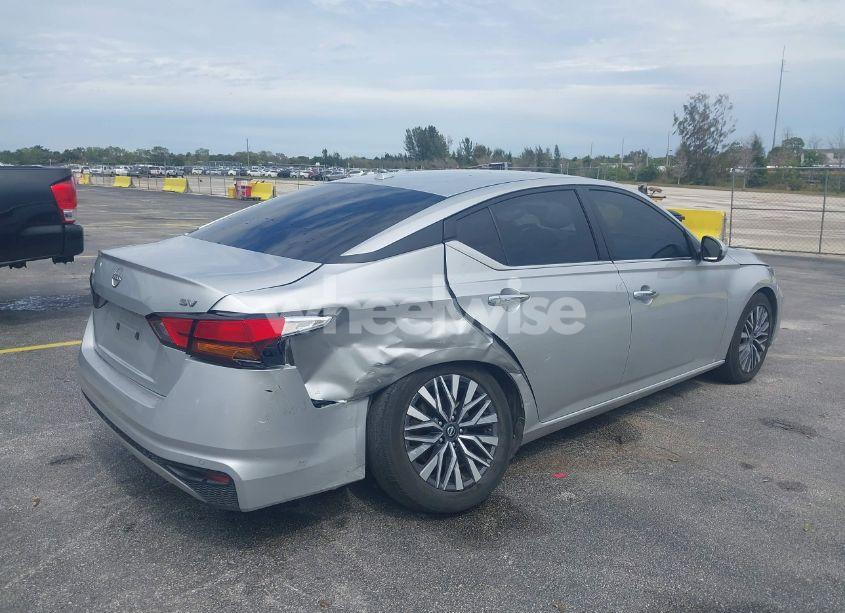 Photo 4 of 2023 Nissan Altima SV FWD (VIN 1N4BL4DVXPN351742)