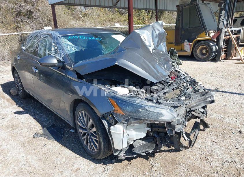 2023 Nissan Altima SV FWD (VIN 1N4BL4DVXPN376172) main photo
