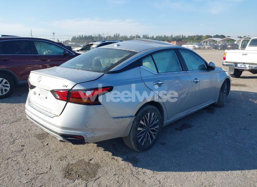 Photo 4 of 2023 Nissan Altima SV FWD (VIN 1N4BL4DVXPN422101)