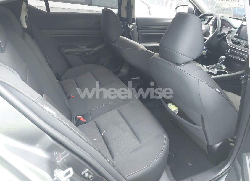 Photo 8 of 2024 Nissan Altima SV FWD (VIN 1N4BL4DVXRN313723)