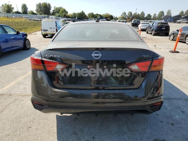 Photo 2 of 2024 NISSAN ALTIMA SV (VIN 1N4BL4DVXRN325192)