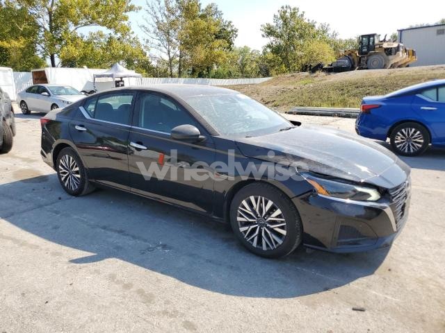 Photo 7 of 2024 NISSAN ALTIMA SV (VIN 1N4BL4DVXRN325192)