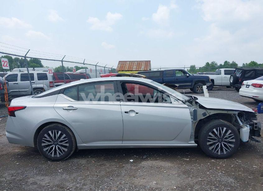 Photo 14 of 2024 Nissan Altima SV FWD (VIN 1N4BL4DVXRN325709)