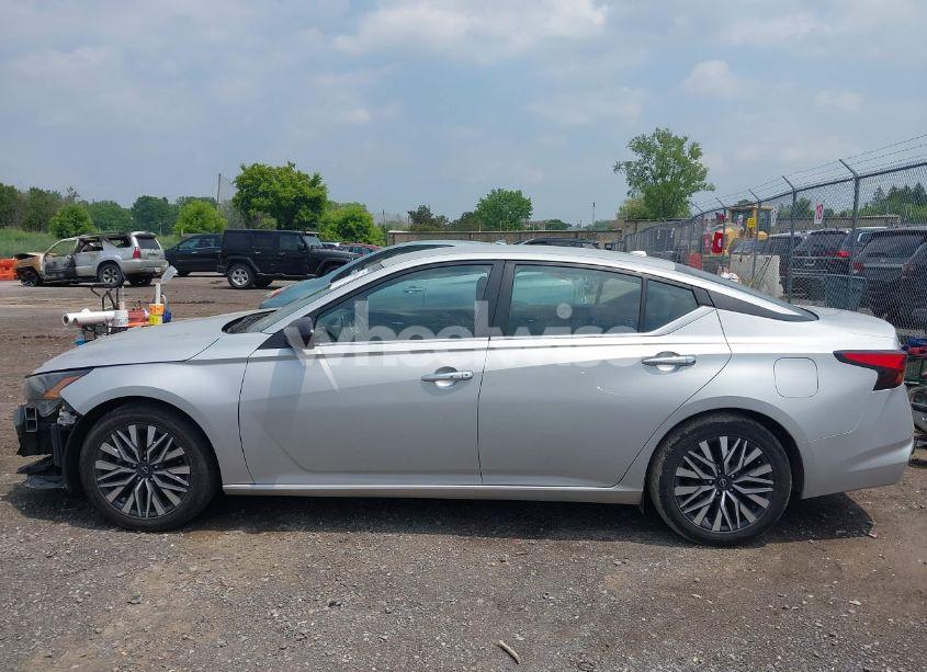 Photo 15 of 2024 Nissan Altima SV FWD (VIN 1N4BL4DVXRN325709)