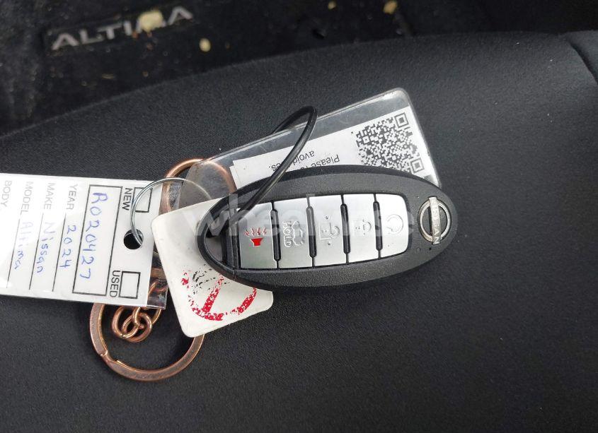 Photo 11 of 2024 Nissan Altima SV FWD (VIN 1N4BL4DVXRN327167)