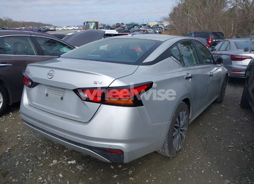 Photo 4 of 2024 Nissan Altima SV FWD (VIN 1N4BL4DVXRN327167)