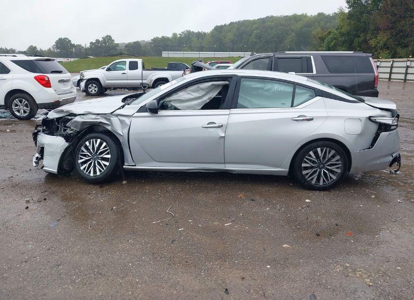 Photo 14 of 2024 Nissan Altima SV FWD (VIN 1N4BL4DVXRN337228)