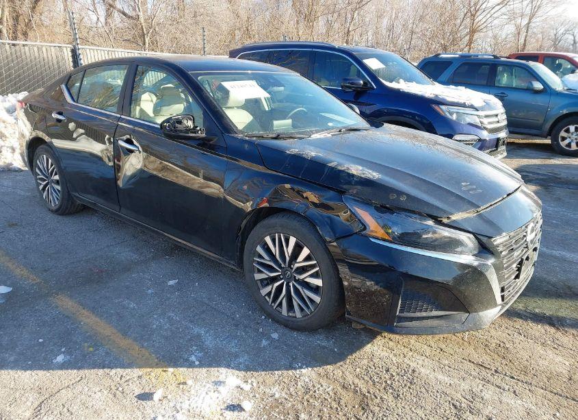 2024 Nissan Altima SV FWD (VIN 1N4BL4DVXRN371511) main photo