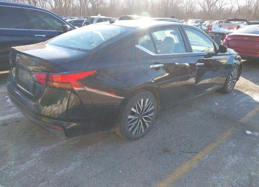 Photo 4 of 2024 Nissan Altima SV FWD (VIN 1N4BL4DVXRN371511)