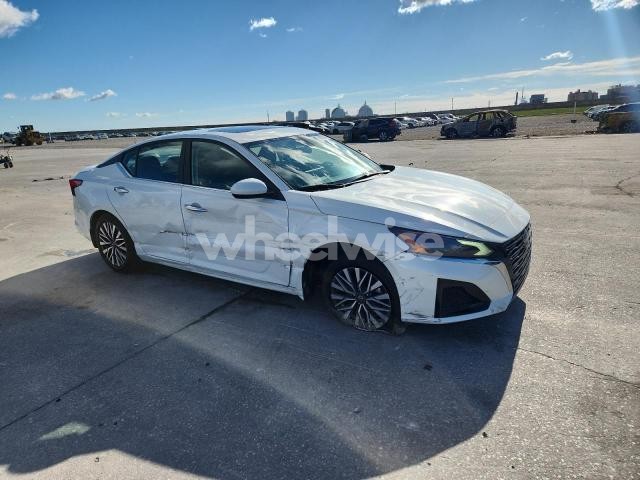 Photo 11 of 2024 NISSAN ALTIMA SV (VIN 1N4BL4DVXRN415975)