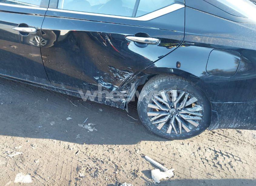 Photo 6 of 2024 Nissan Altima SV FWD (VIN 1N4BL4DVXRN417063)