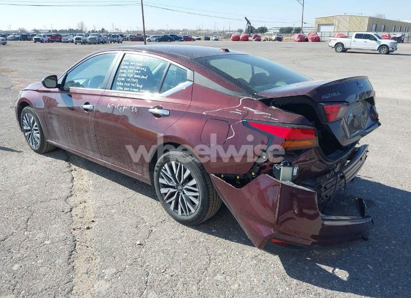Photo 3 of 2025 Nissan Altima SV FWD (VIN 1N4BL4DVXSN310486)