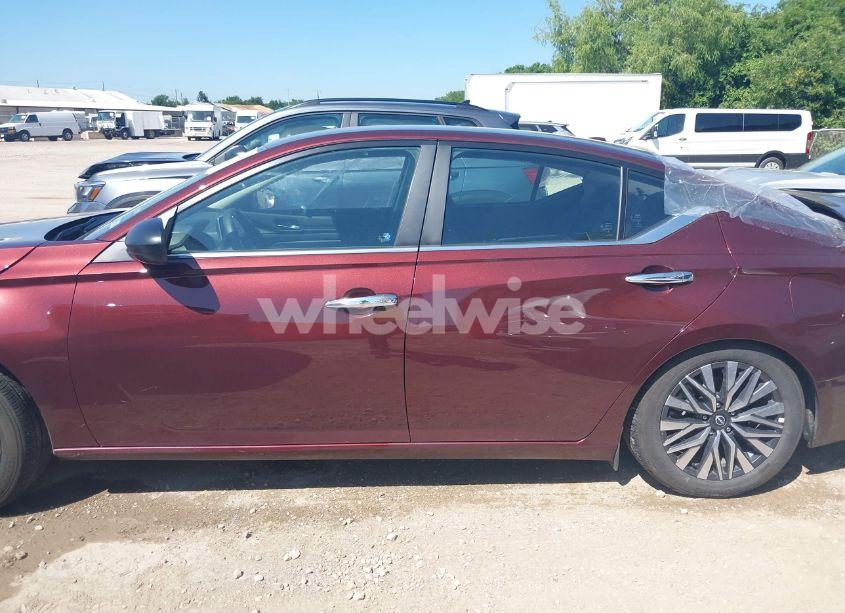Photo 14 of 2025 Nissan Altima SV FWD (VIN 1N4BL4DVXSN325442)
