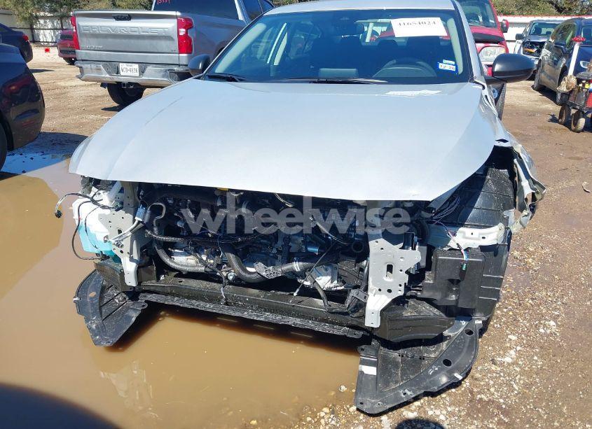 Photo 6 of 2025 Nissan Altima SV FWD (VIN 1N4BL4DVXSN357386)