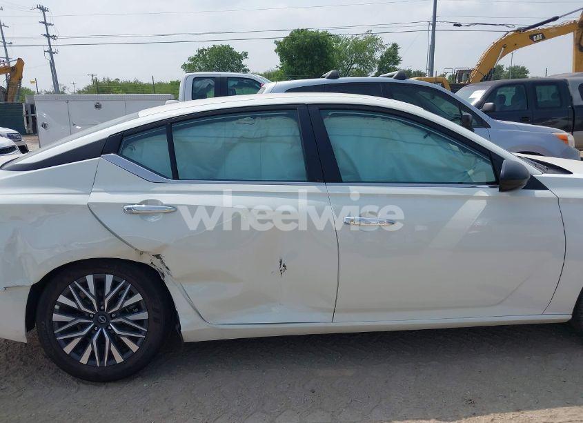 Photo 13 of 2025 Nissan Altima SV FWD (VIN 1N4BL4DVXSN378609)