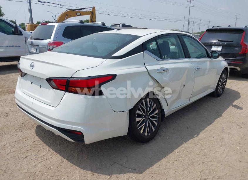 Photo 4 of 2025 Nissan Altima SV FWD (VIN 1N4BL4DVXSN378609)